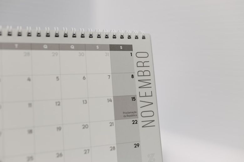Нужно ли включать в договор график производства работ с промежуточными сроками?